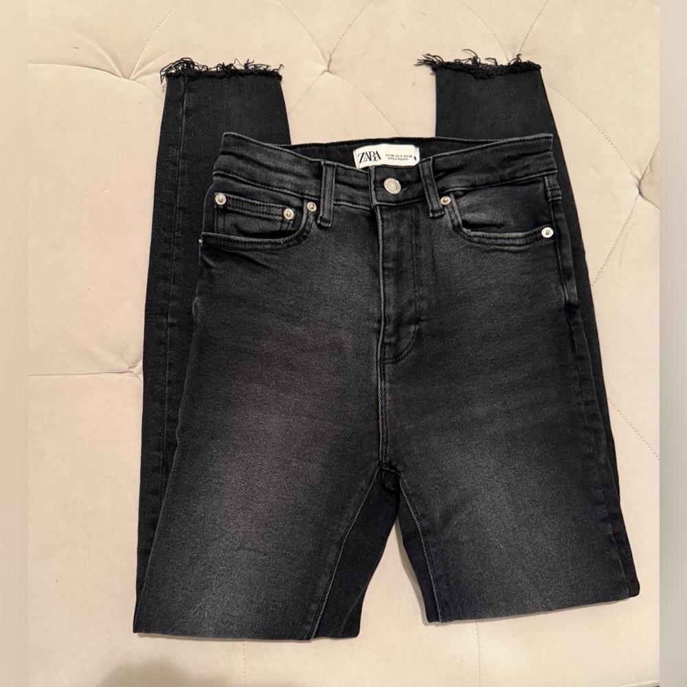 Zara Women's Dark Gray Skinny Jeans